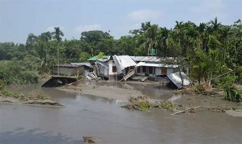 Assam Flood Toll Rises To 104 Rivers Still In Spate Sentinelassam