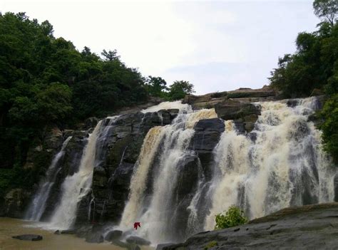 Top 10 Waterfalls In Karnataka That You Must Visit For A Breathtaking