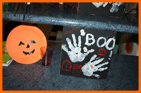 Bonjour, bienvenu sur la page d'activités manuelles ou on propose des creations à faire chez soit ou en classe. activite manuelle halloween