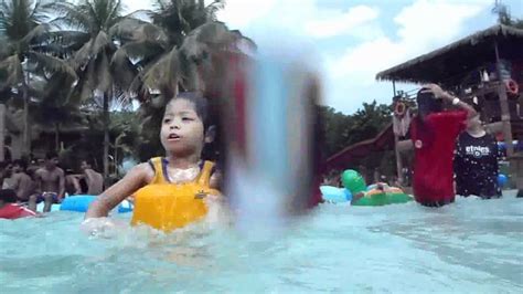 Wet world waterpark shah alam. Wet World Shah Alam ( 2 Jun 2012 ) - YouTube