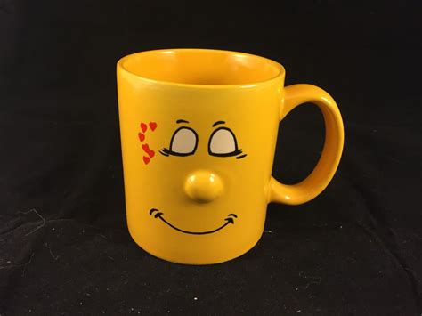 Funny Face Yellow Coffee Tea Mug Cup Protruding 3d Nose Love Earth