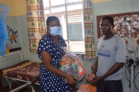 Pcl Staff Donate Christmas Presents To Qech Patients Malawi Voice