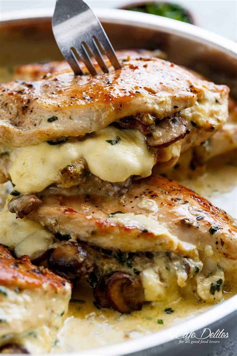 Spinach cream cheese stuffed chicken breast little spice jar. Garlic Butter Mushroom Stuffed Chicken | Recipe | Chicken ...