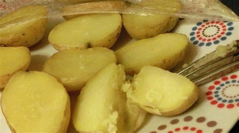 Pommes de terre cuisson au four micro -onde 6 min