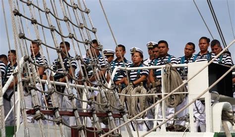 El Buque Escuela Cuauhtémoc De La Armada De México Zarpa Hacia Expo