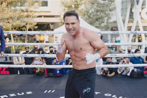 Óscar De La Hoya Sigue Duro A Sus 48 Años