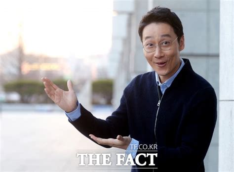 (대박사건) 우연히 띵동한 집에서 나타난 이휘재 한 끼 역사상 가장 가장 당황스러운 만남 경규도 제작진도 전혀 몰랐던 100％ 리얼. TF인터뷰 이휘재, '이바람'에서 부성애 넘치는 아빠 되기까지 ...