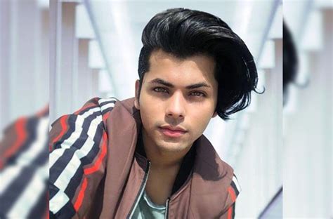 Siddharth Nigam Flaunts Salman Khans Most Famous Look And We Are Loving It