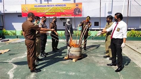 Lowongan kerja canvaser di cirebon. Pemusnahan BB yang Telah Mempunyai Kekuatan Hukum Tetap di ...