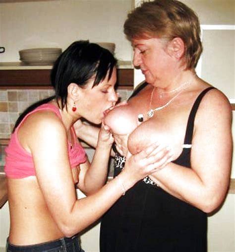 Older Babeer Amateur Lesbian Couples In Love Pics XHamster