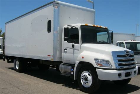 Hino 268 Diesel Non Cdl Box Truck 26ft With Sleeper Carb Compliant For