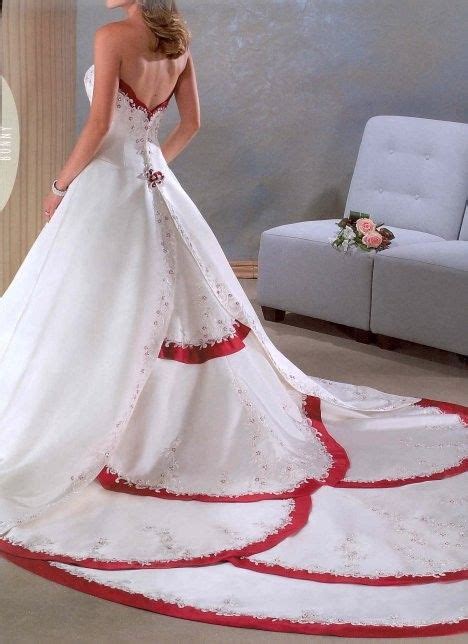 Wedding Dress Here Comes The Bride All Dressed In White And Red
