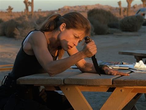 Terminator Dark Fate Trailer See Linda Hamilton Back In Action