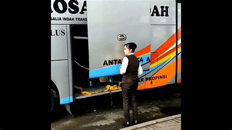 Crew Cewek Bus Rosalia Indah Youtube