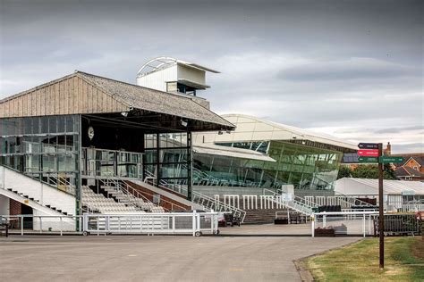 More Opportunities To Watch Racing At Stratford Racecourse