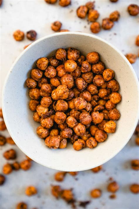Crispy Roasted Chickpeas That Stay Crispy A Couple Cooks