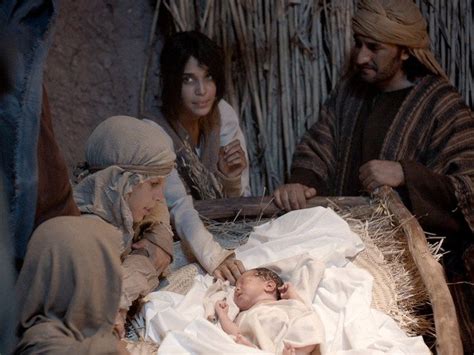 Free Bible images of Angels announce the birth of Jesus to shepherds outside Bethlehem (Luke 2:8 ...