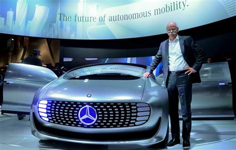 Daimler Chef Zetsche spricht auf Grünen Parteitag Politik