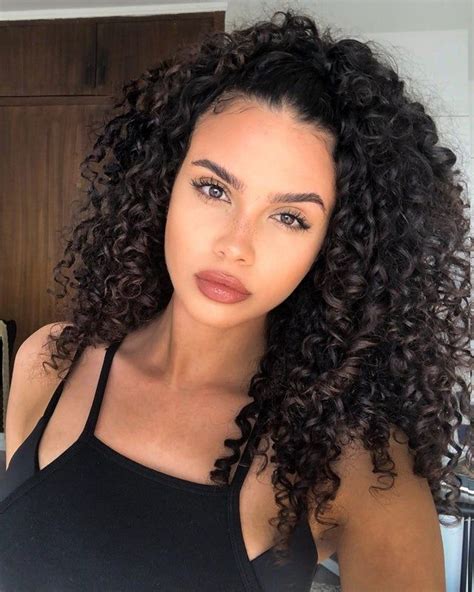 Amy Lem Irtr Beautifulfemales Curly Hair Latina Curly Weave Hairstyles Curly Hair Tips