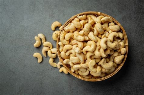 How To Tell If Cashews Are Bad