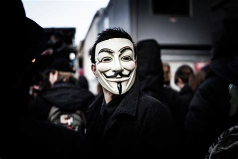 10 Things Not To Say To Anonymous Google Search V For Vendetta Comic