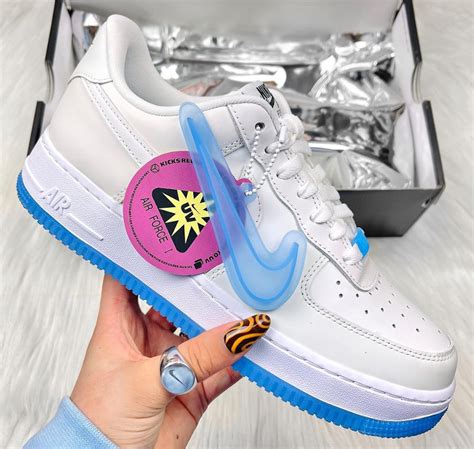 Dedication Person In Charge Wild Air Force 1 Change Couleur Au Soleil