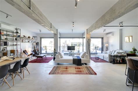 Step in to acknowledge highly superior and. Galeria de Loft Industrial em Atenas / Konstantinos Pittas - 1