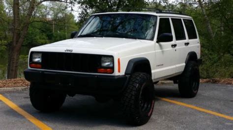 Find 11 used 1997 jeep cherokee as low as $5,495 on carsforsale.com®. Purchase used 1997 Jeep Cherokee Sport Classic SE XJ CLEAN ...