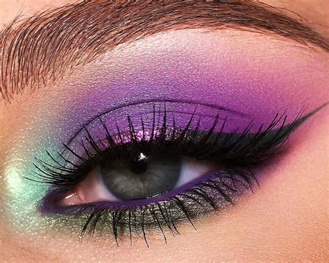 100 Purple Eye Shadow Wallpapers