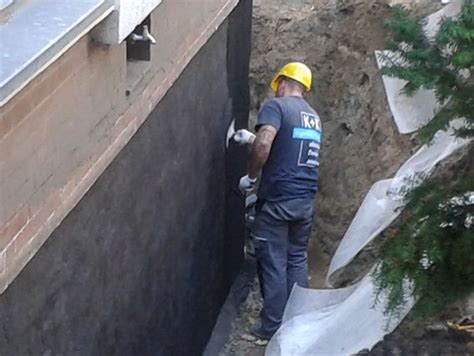 Hier wurden ja des öfteren schon fugendämmstreifen von flachshaus, stopfhanf oder ähnliches empfohlen, aber wenn ich dann jeweils nachlese. Abdichtung bei nichtdrückendem Wasser | K+K Ingbau Berlin ...