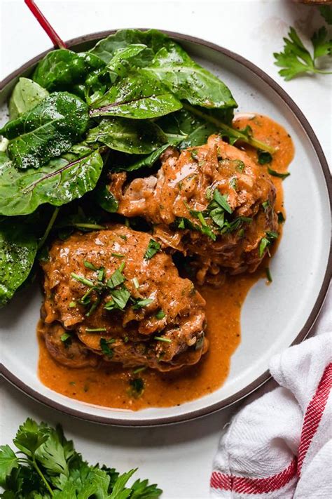 Once you remove from the oven reduce a splash of wine, vinegar and the. Chicken Thighs with Shallots in Red Wine Vinegar (Poulet ...