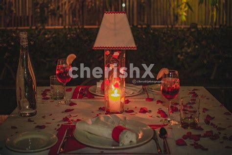 romantic open air candlelight dinner at the lalit delhi delhi ncr