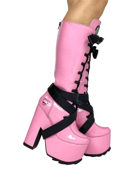 Vamp Pinkblack In 2023 Platform High Heel Shoes Crazy Shoes