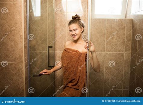Sexy Girl Taking Bath Closeup