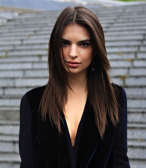 The model, 26, ensured she was the centre of attention as she stepped out for a vogue emily ratajkowski. Emily Ratajkowski | Hair styles, Straight hairstyles ...