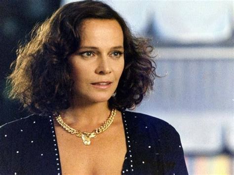 Italian Actress Italian Beauty Sex Symbol Memoriam Raquel Hollywood Celebs Actresses Actors