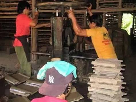 Saat ini genteng tanah liat diproduksi dalam berbagai macam model dan warna. Genteng Tanah liat - Home | Facebook