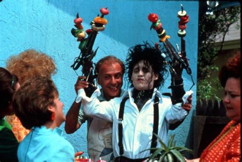 Awesome Behind The Scenes Photos Of Edward Scissorhands The Vintage News
