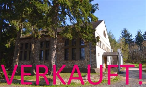 Ein haus auf dem land oder eine eigentums­wohnung in der stadt: Alleinlage Historisches Haus Neustadt kaufen