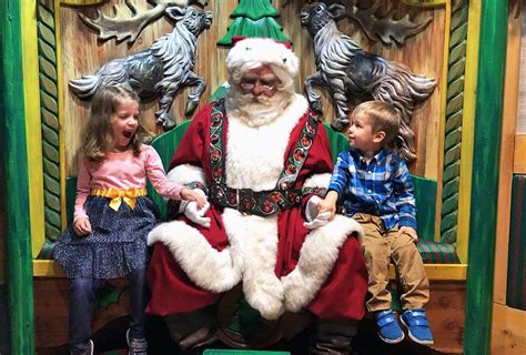 Macys Santaland Nyc When And How To See Santa At Herald Square In