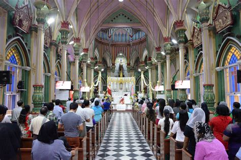 Sacraments of the catholic church. File:Mass in St. Joseph's Church, Mandalay.jpg - Wikimedia ...