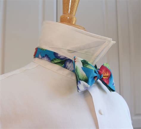 Mens Bow Tie Hawaiian Print Bow Tie Turquoisegreenpinkred Floral