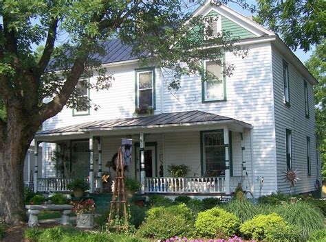 This tastefully updated farmhouse, originally built in 1900 with charming bead board woodwork list an old house for sale in nc. 1903 Farmhouse in Reidsville, North Carolina - OldHouses.com