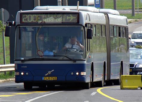 Tervezzen útvonalat a pillanatnyi autós forgalmi helyzetnek megfelelően, vagy tervezze útját útvonalterv.hu. File:200E busz BKV - Ferihegy.JPG - Wikimedia Commons