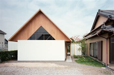 Keio university roof garden, tokyo, japan by michel. Japanese Minimalist Home Design