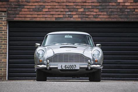 1964 Aston Martin Db5 Sports Saloon Revivaler