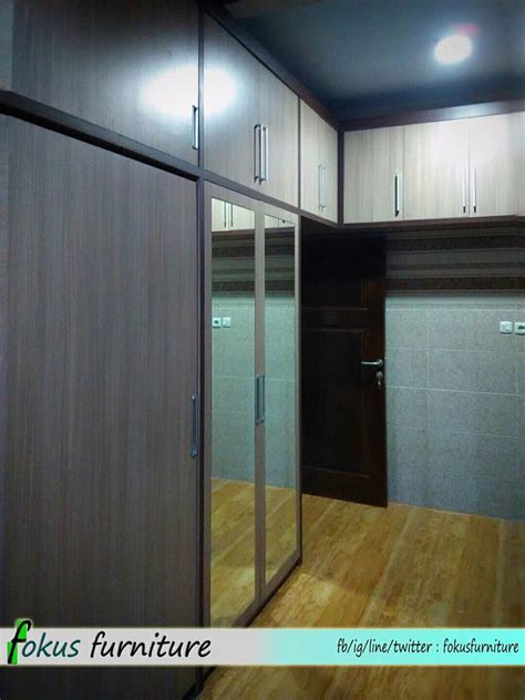 Lemari pakaian serbaguna terbaru jika ruangan anda sempit, bingung untuk menyimpan baju, gunakan saja lemari pakaian kecil minimalis ini. Lemari pakaian minimalis di Pondok kelapa. | Lemari ...