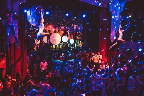 Mejores Discotecas En Nueva York Y Sitios Para Salir De Fiesta