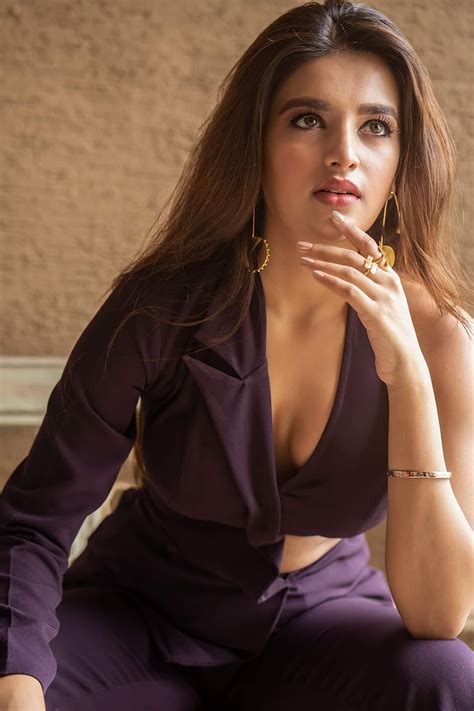 Aktris Nidhi Agarwal Hot And Bold Stills Nidhi Agarwal Mobile Hd
