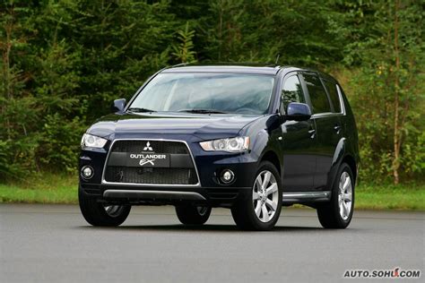 Used 2010 mitsubishi outlander se with tire pressure warning, audio and cruise controls on steering wheel, remote start, stability control, power liftgate/trunk. 2010 Mitsubishi Outlander Facelift with EVO Snout Breaks ...